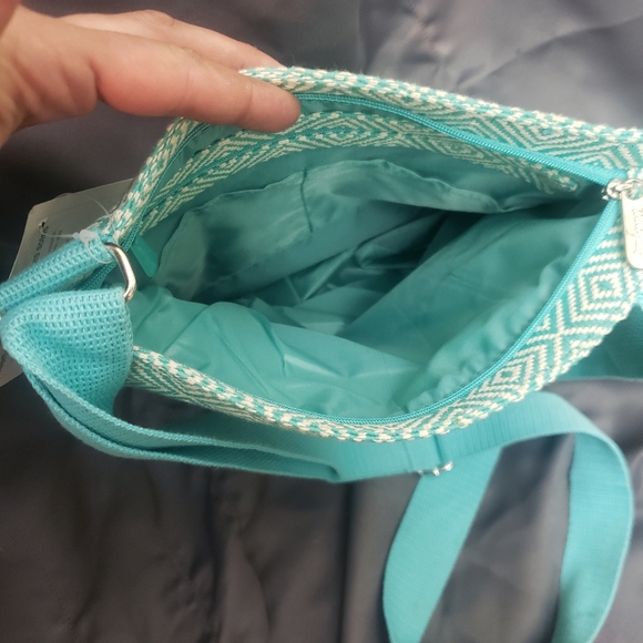 BAGS | [NwT]Turquoise Graphic Weave Crossbody Bag! - Picture 6 of 8